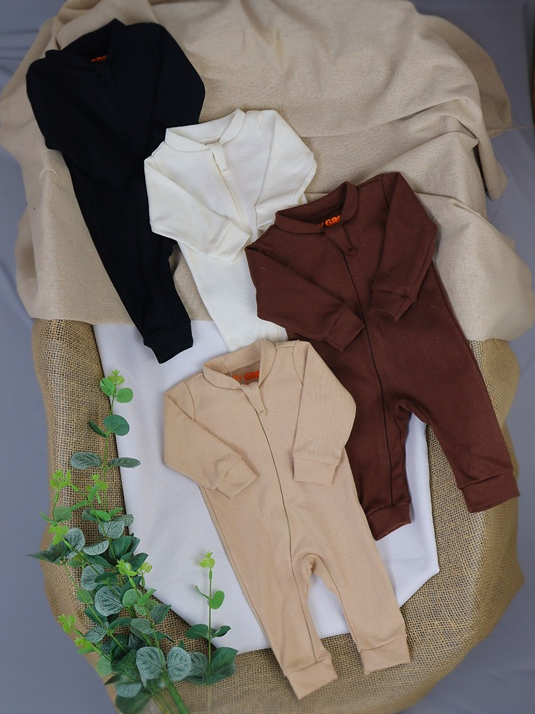 Macacão Troca Fácil Baby - Conforto e Praticidade Macacão de Bebe Minimalista com Ziper 