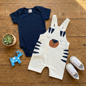 jardineira cachorro azul